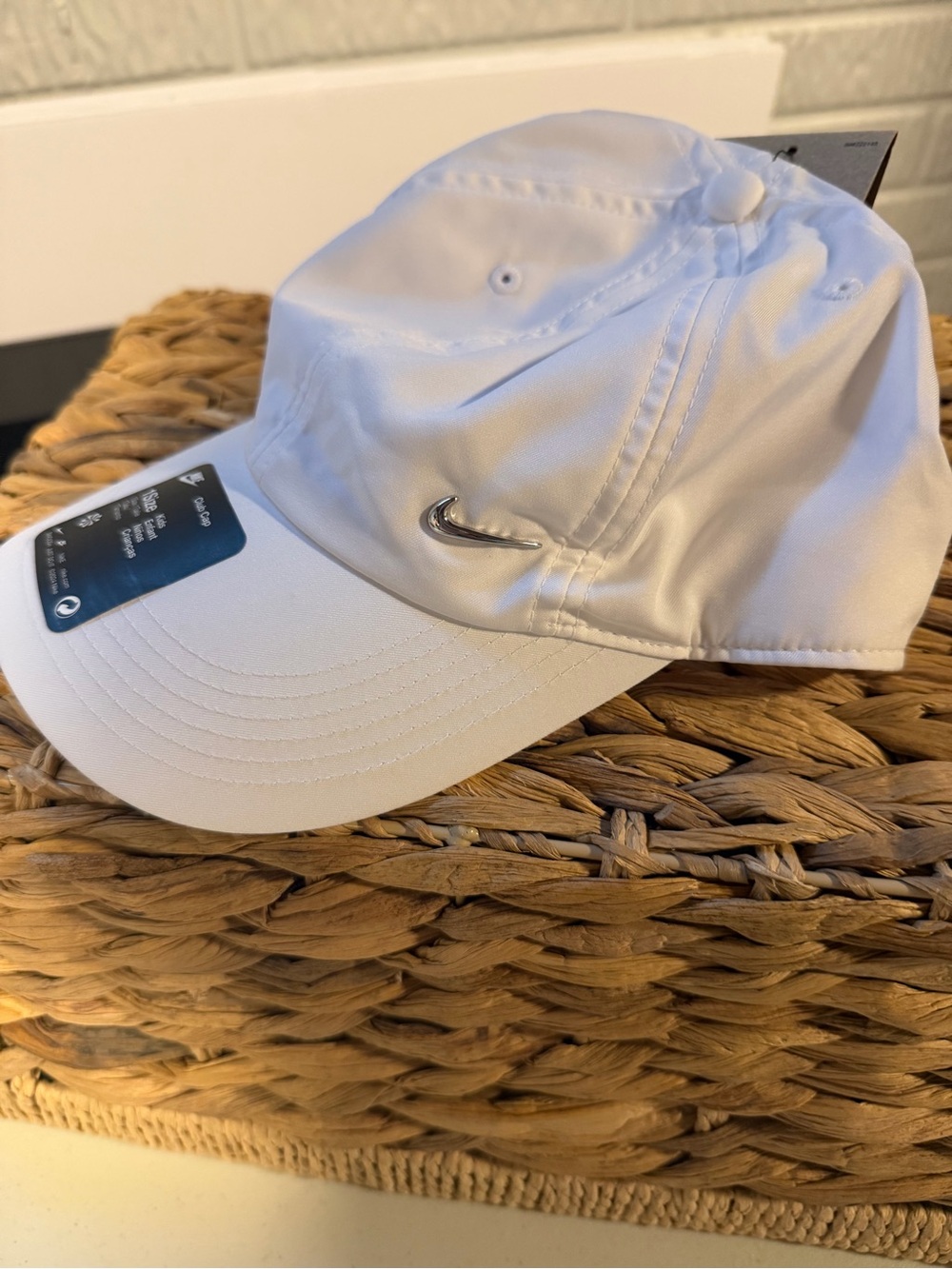 Nike Kids Club Cap White Dri-FIT Metal Swoosh Adjustable Hat NWT